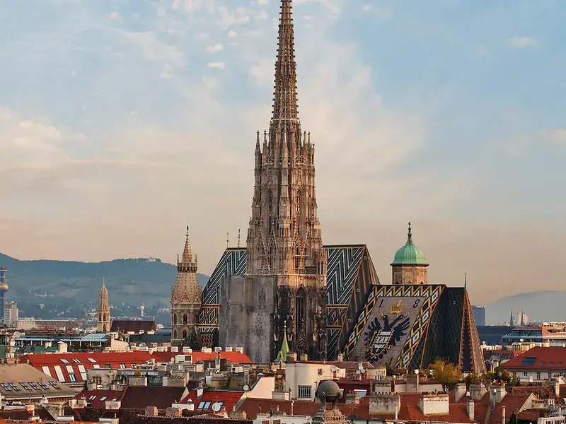 40513-stephansdom-wien-von-oben-panorama