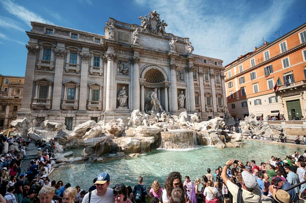 Trevi fountain: History and Architecture