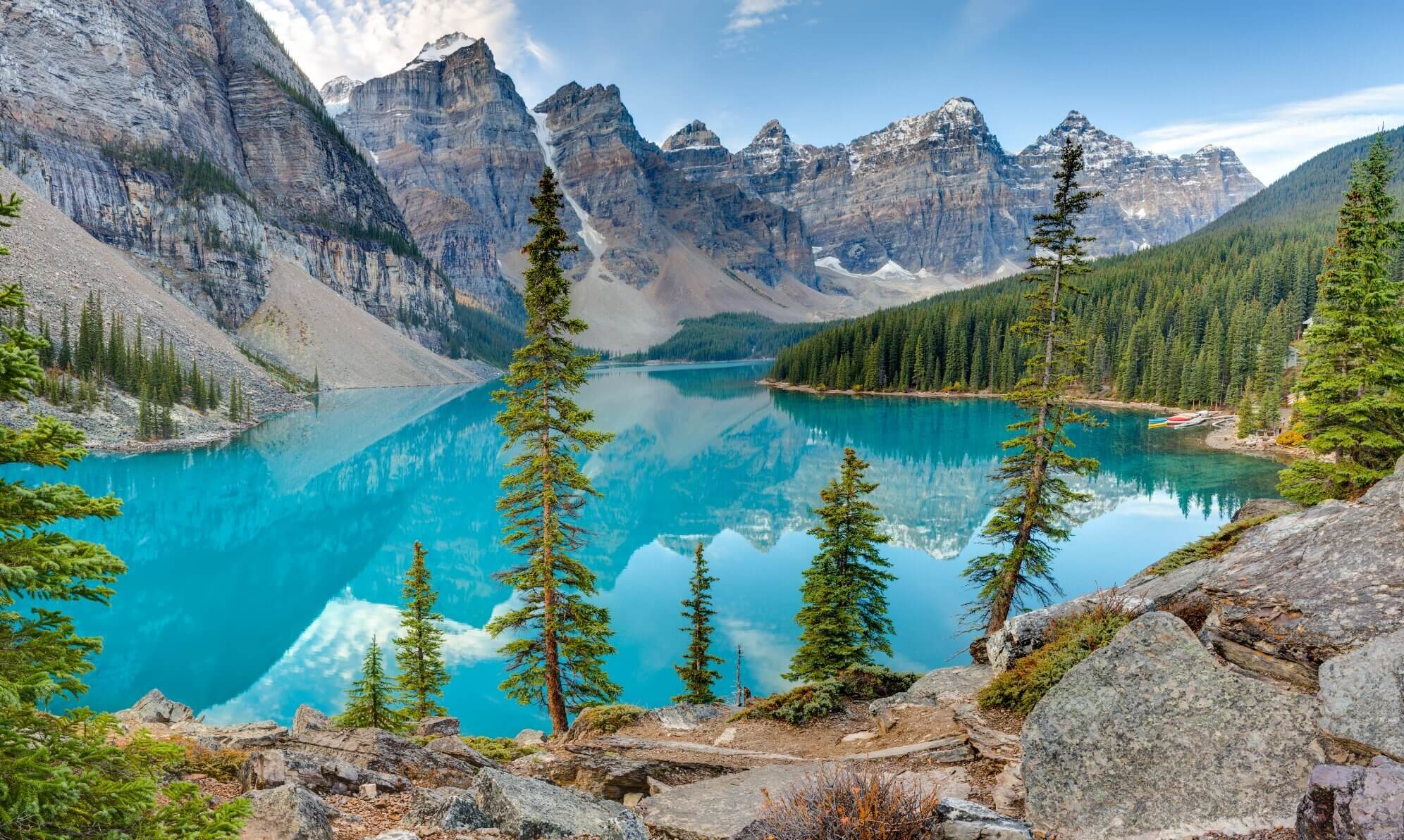 moraine_lake_summer.2000x1198